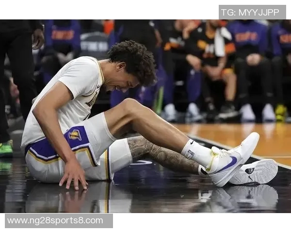 浓眉谈湖人之战强调常规赛重要性卢卡情绪或将高涨